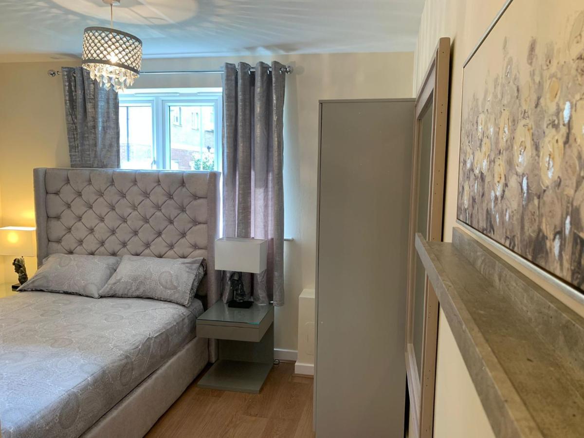 Modern Flat Apartment Watford  Luaran gambar